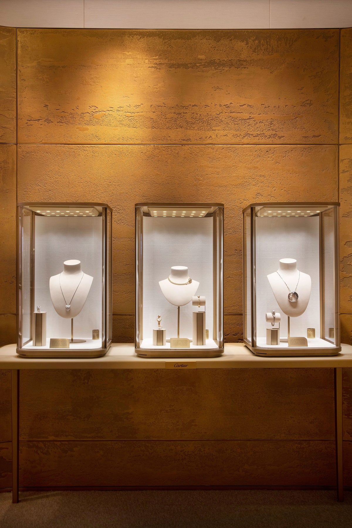 Finished retail fixture functional check