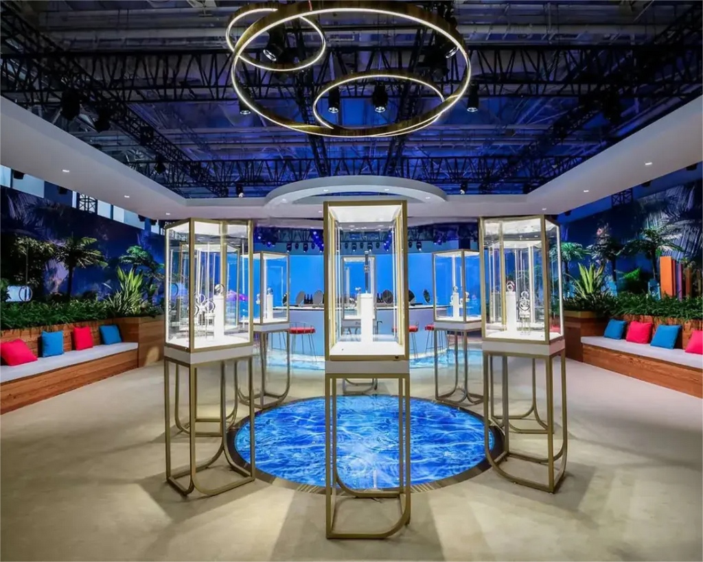 Custom Luxury Jewelry Tall Display Cabinet - Mascustom