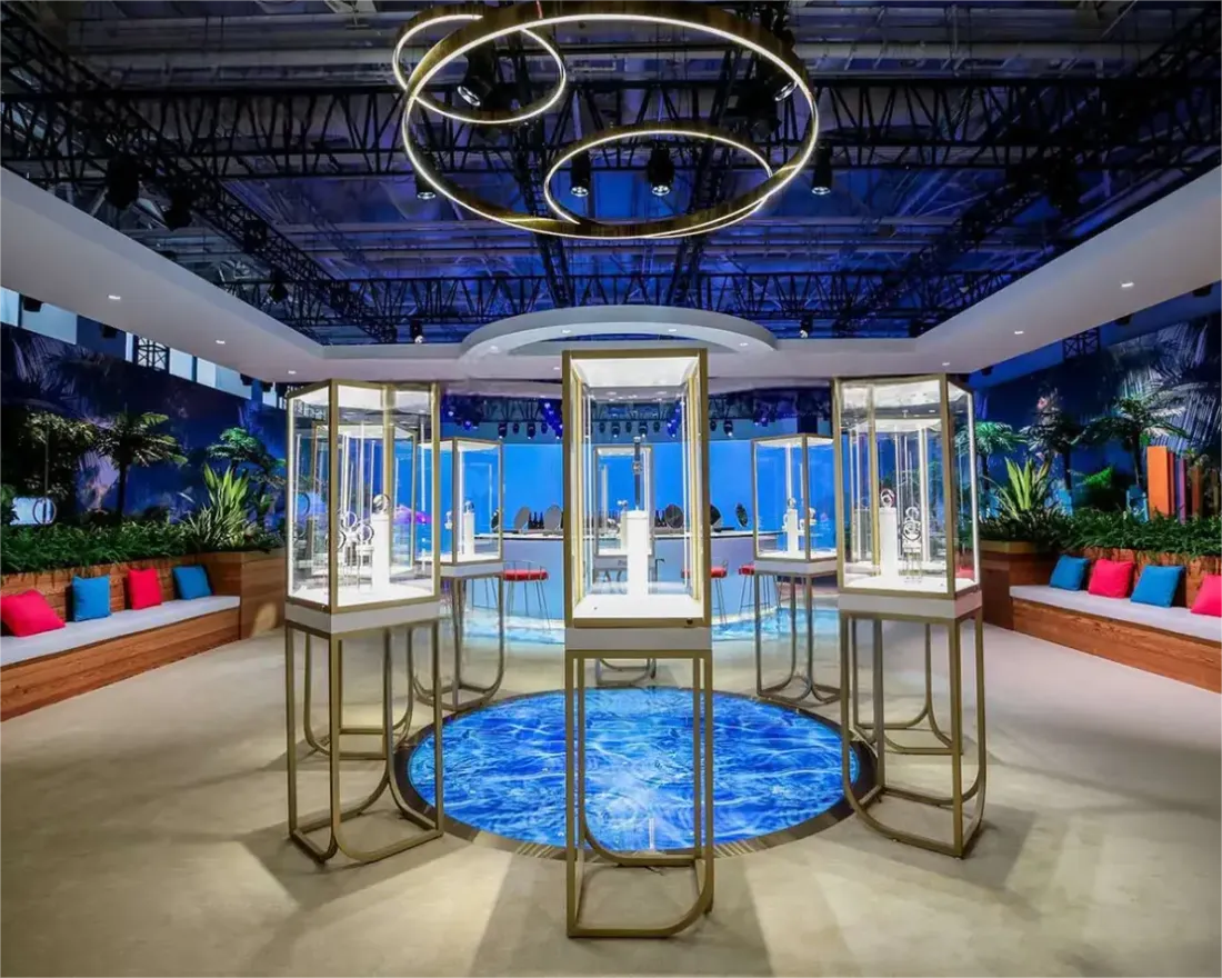 Custom Luxury Jewelry Tall Display Cabinet - Mascustom
