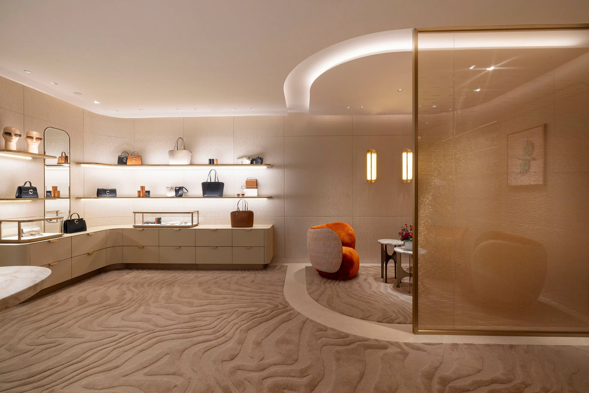 Classic elegant jewelry or watch store interior by Mascustom 3