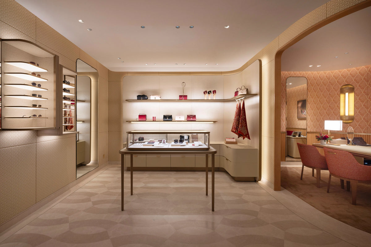 Retail interior by Mascustom
