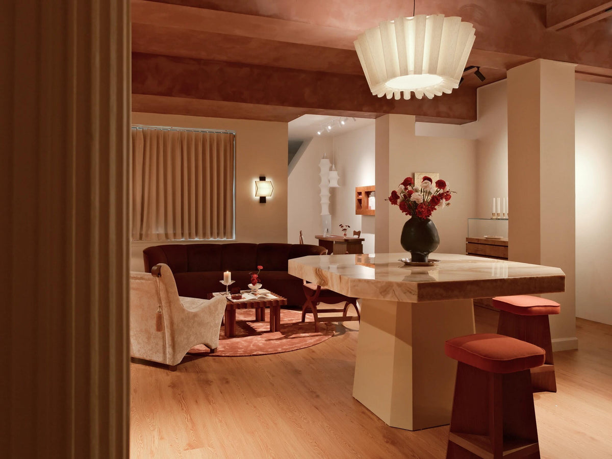 Warm natural retail interior and material palette by Mascustom 4