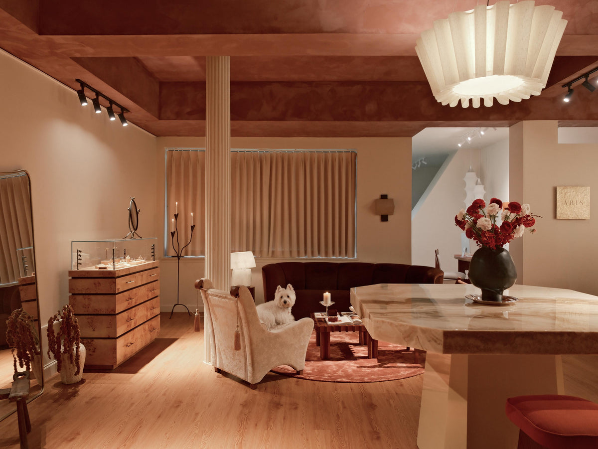 Warm natural retail interior and material palette by Mascustom 1