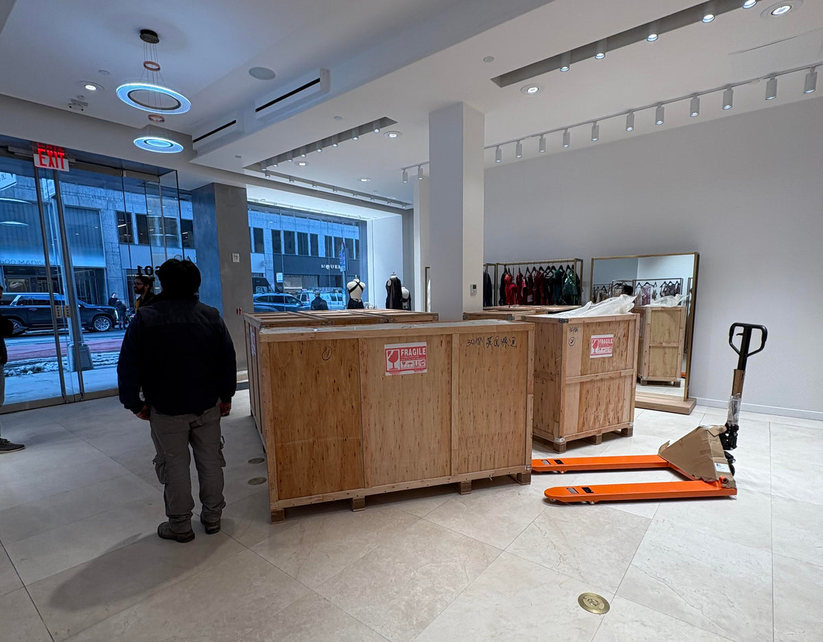 Protected export packing for retail fixtures