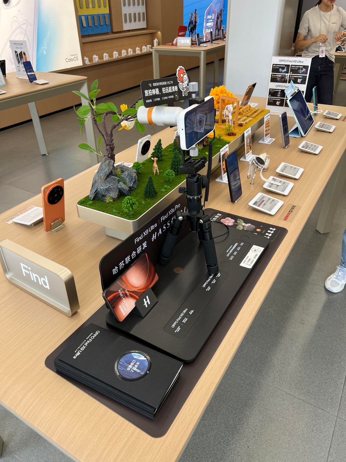 Retail interior by Mascustom
